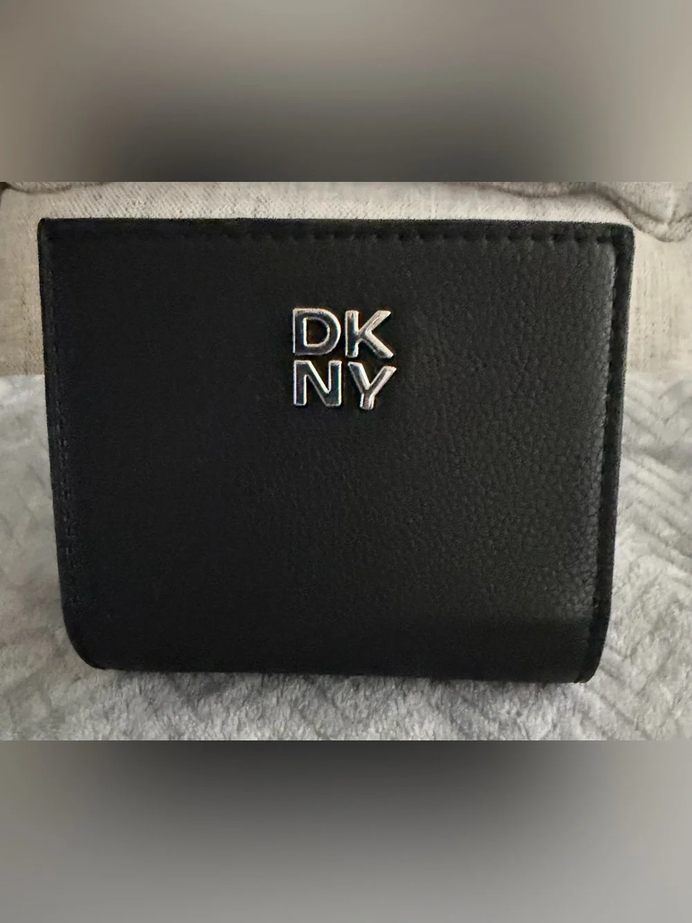 DKNY small compact black leather wallet
